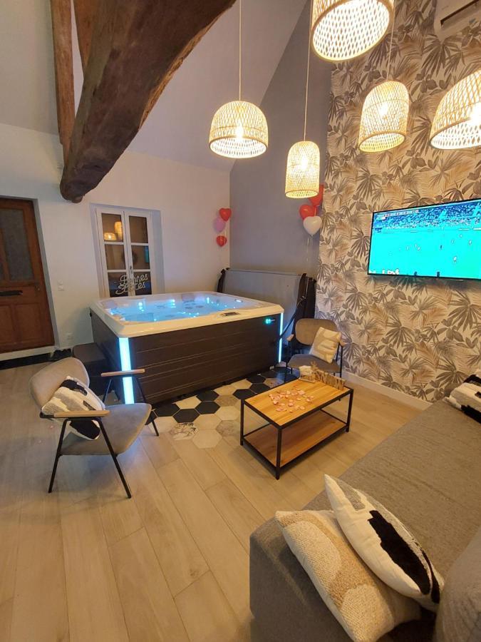 L'Incontournable - Loiret Spa Ladon Exterior foto